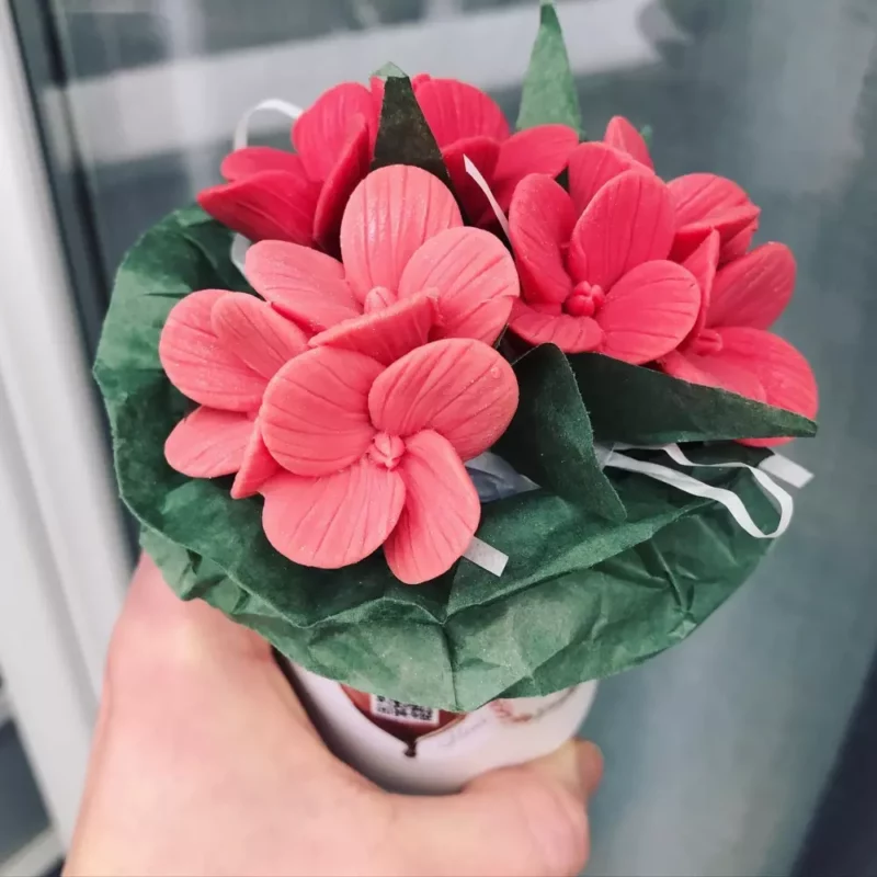 Petit bouquet de fleurs en chocolat