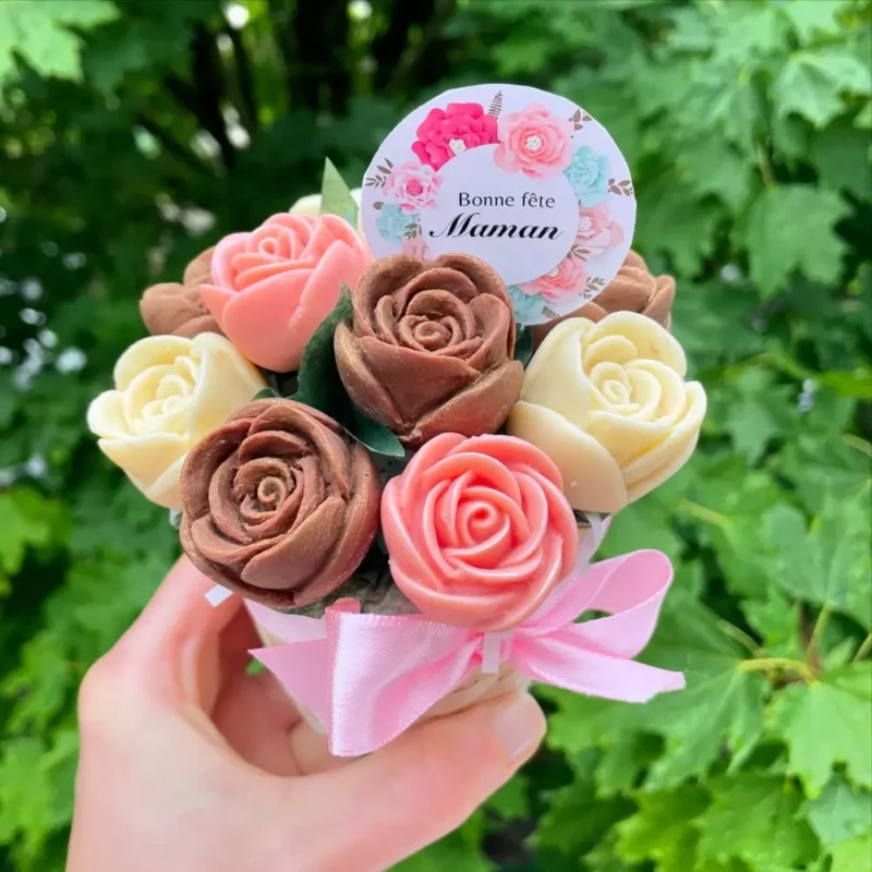 Petit bouquet de roses en chocolat