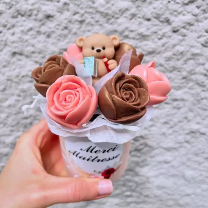 Petit bouquet École de fleurs en chocolat personnalisé